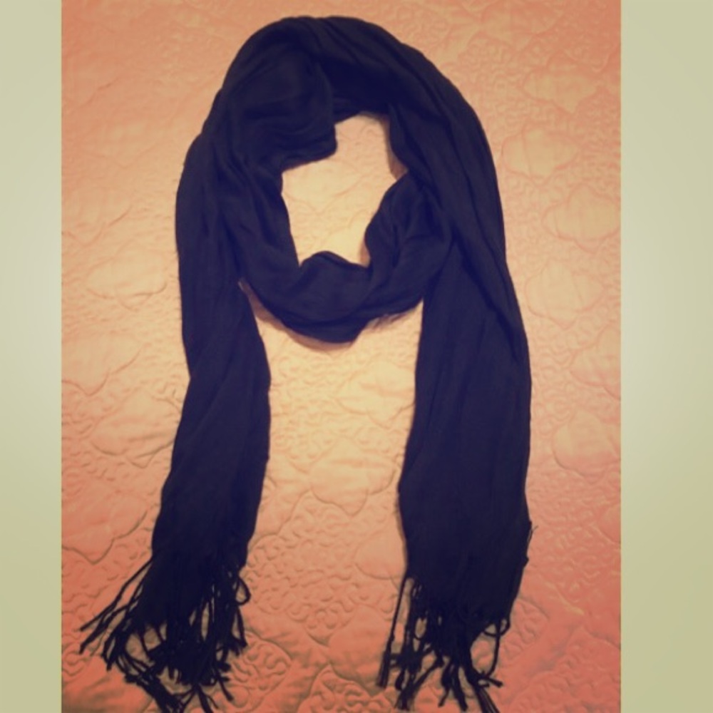 Black Scarf